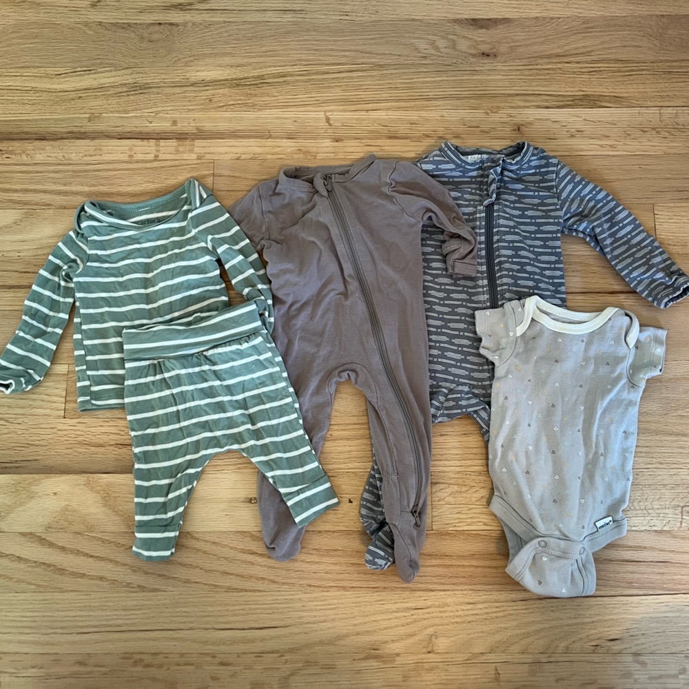 Gender neutral baby bundle